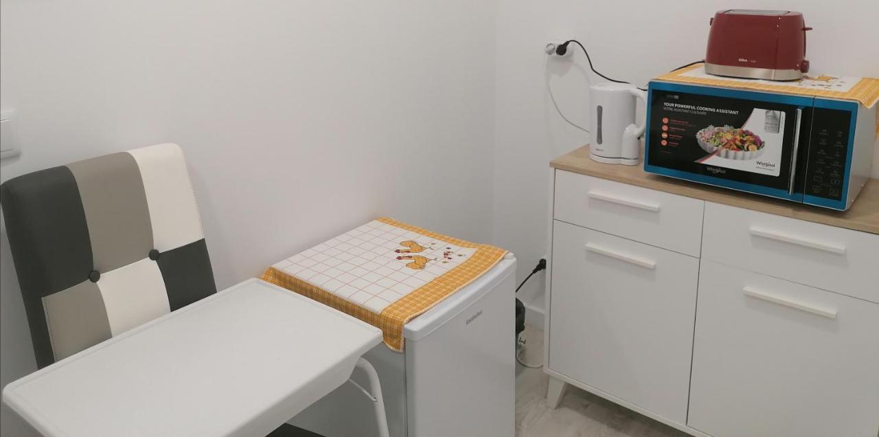 Lilac Homestay 세투발 외부 사진